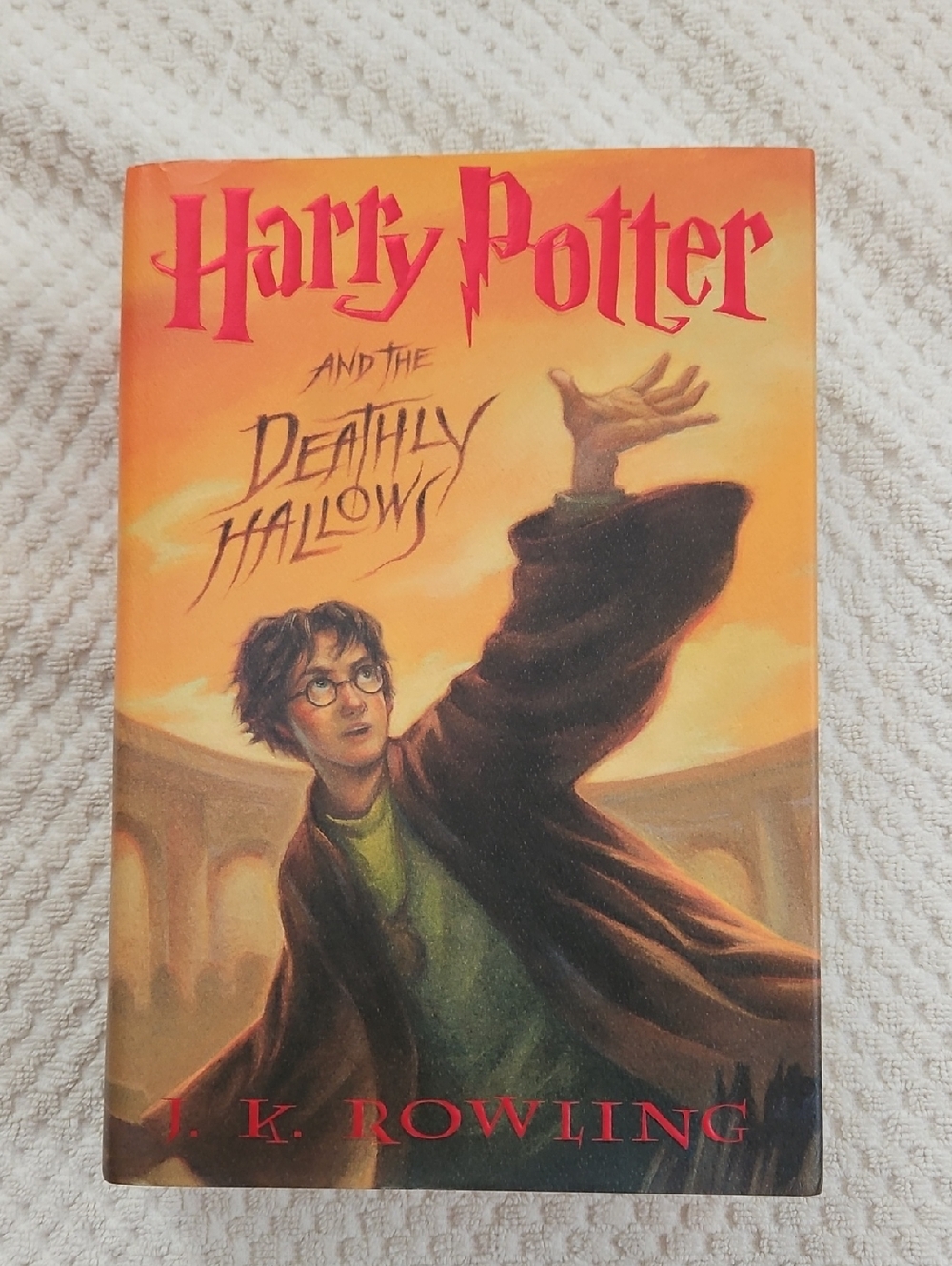 Harry Potter And The Deathly Hallows Book 7 Hardcover - First Edition